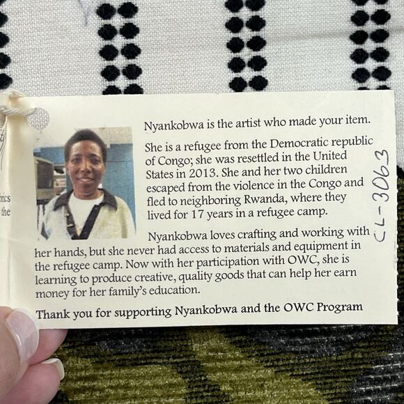 Our Woven Community Clutch Womens One Size Tapestry Handmade Crafted Green - Picture 8 of 12